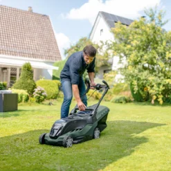 Bosch Power For All Advanced Rotak 36-750 Cordless 36V Rotary Lawnmower -Flyymo Care Garden Shop bosch power for all advanced rotak 36 750 cordless 36v rotary lawnmower4059952526928 01i bq