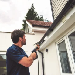 Bosch Universal Aquatak 135 KIT Corded Pressure Washer 1.9kW Universal Aquatak 135 KIT -Flyymo Care Garden Shop bosch universal aquatak 135 kit corded pressure washer 1 9kw universal aquatak 135 kit4059952583624 07i bq