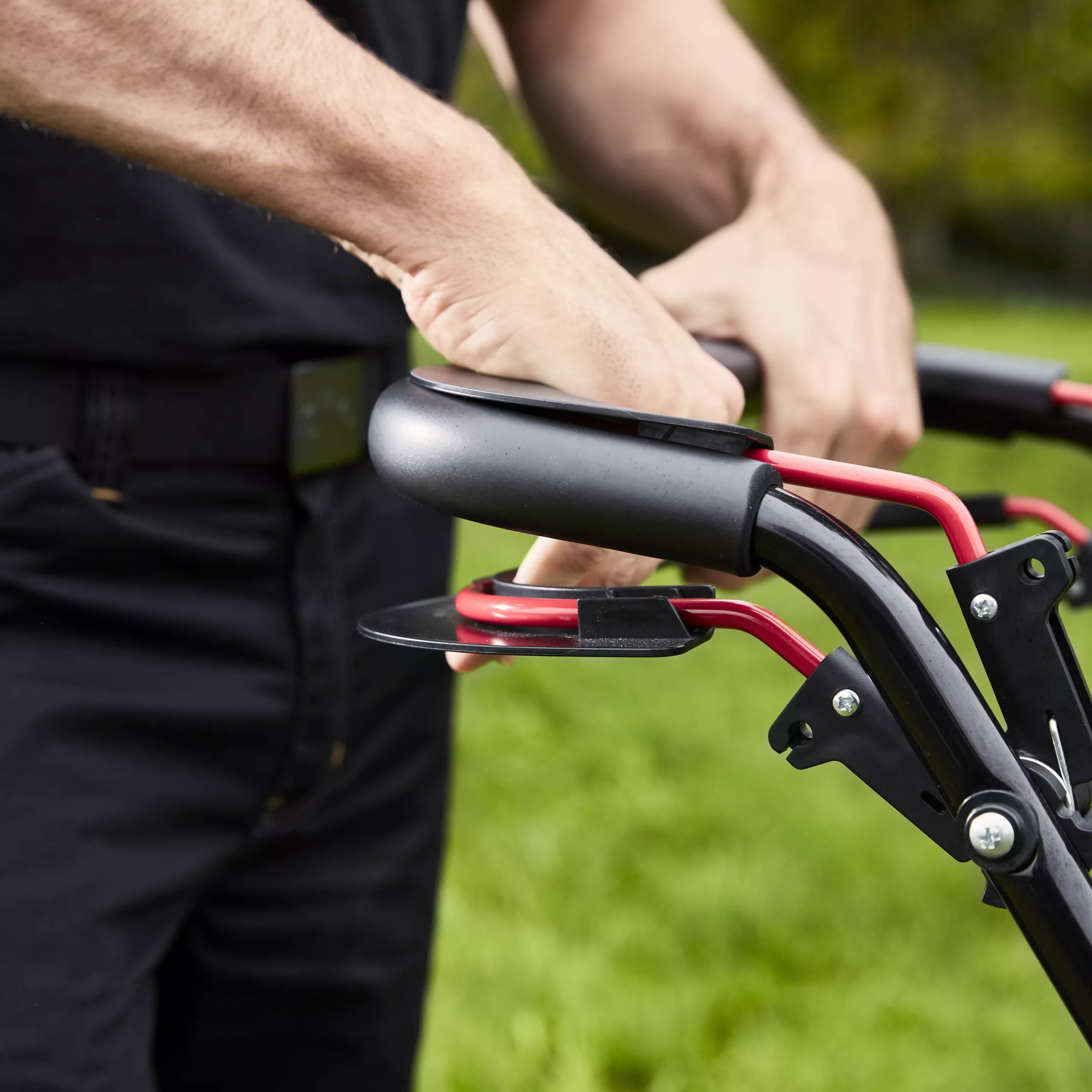 Erbauer ELMP170SP51 167cc Petrol Rotary Lawnmower 4 Erbauer ELMP170SP51 167cc Petrol Rotary Lawnmower - Image 4