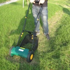 MCMP38 Hand-propelled Lawnmower 11 MCMP38 Hand-propelled Lawnmower -Flyymo Care Garden Shop mcmp38 hand propelled lawnmower3663602939276 05bq